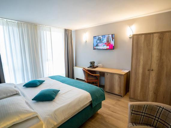 Hotel Perla Тимишоара Экстерьер фото